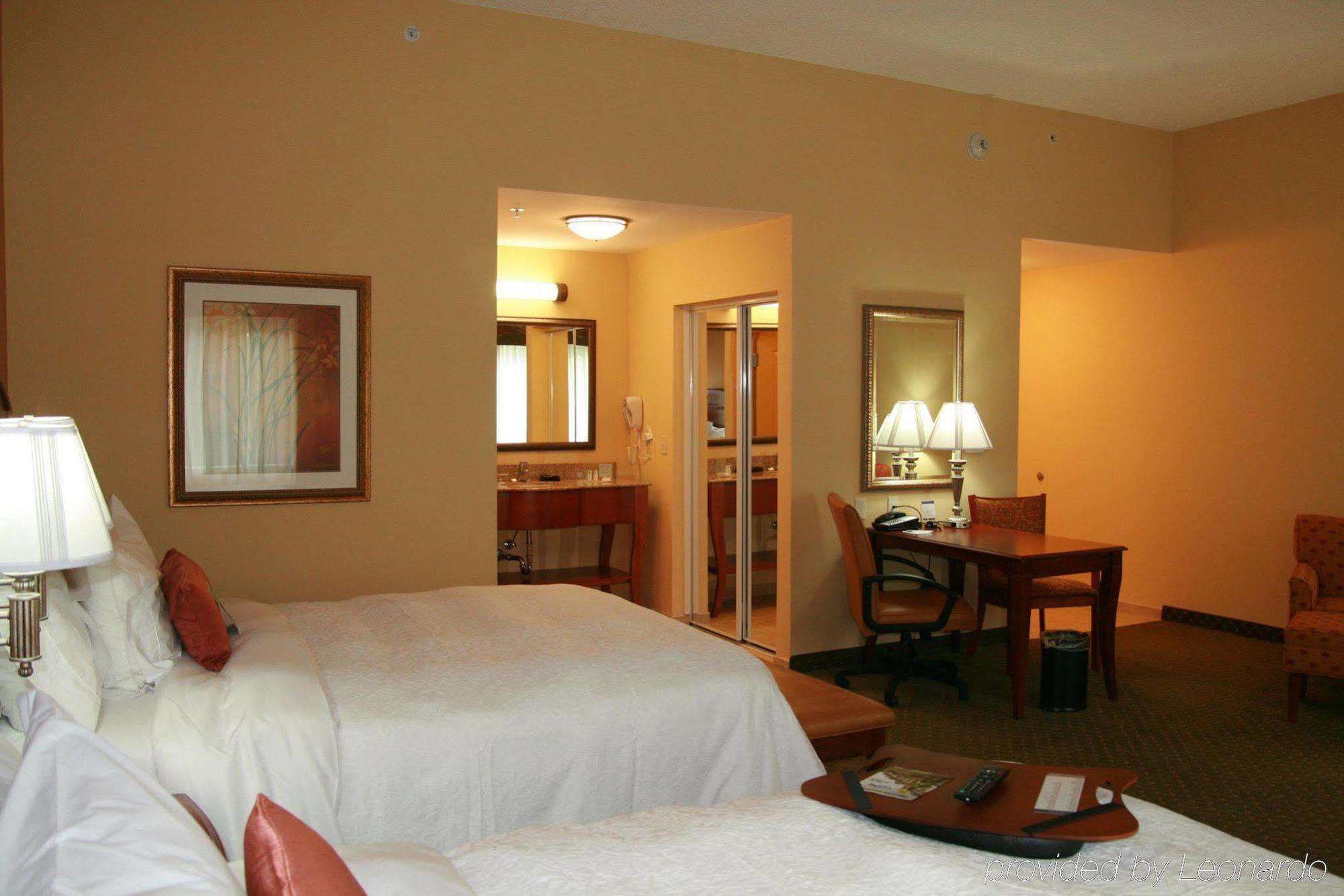 Hampton Inn&Suites Port Richey Zimmer foto