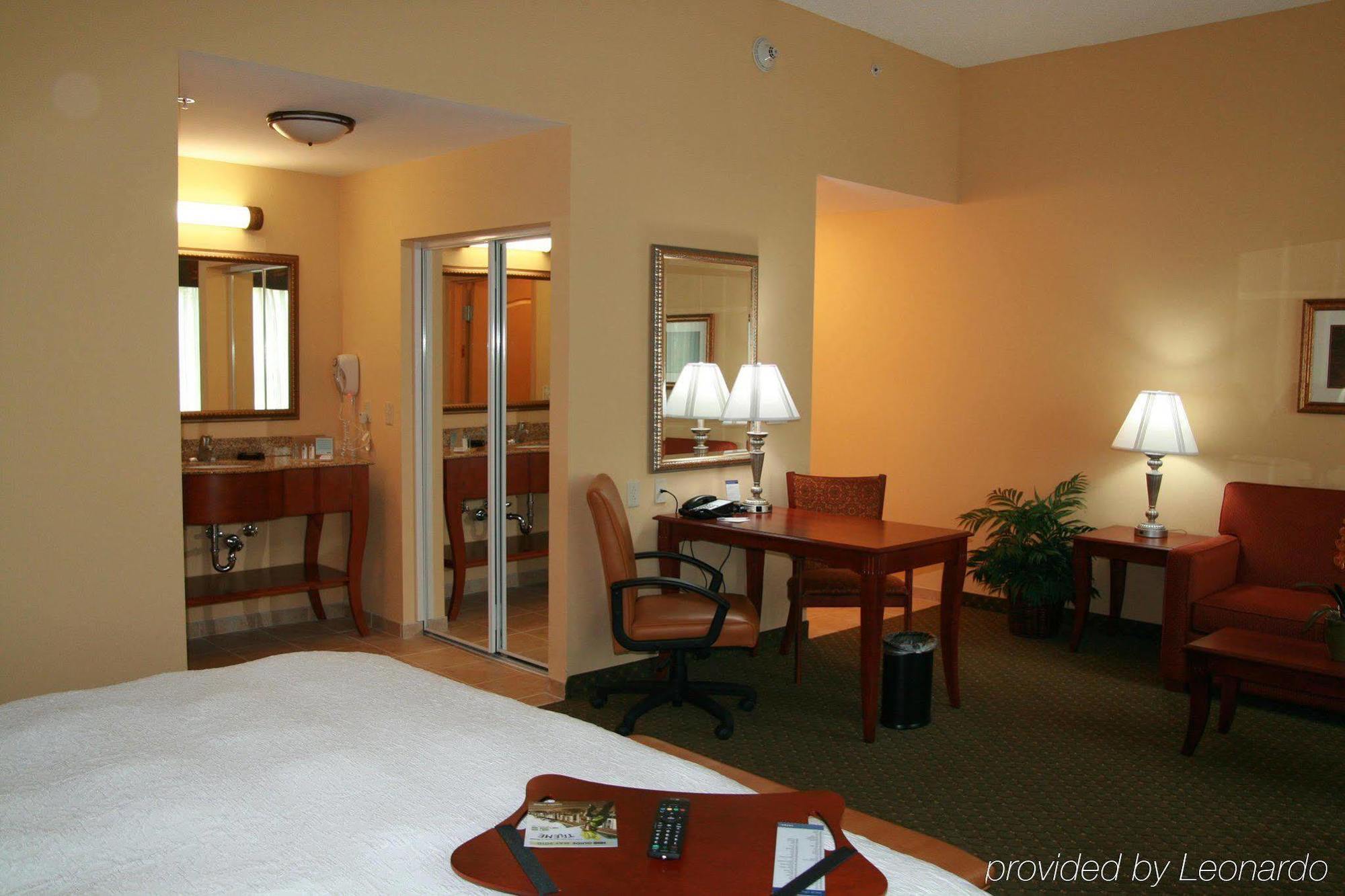Hampton Inn&Suites Port Richey Zimmer foto